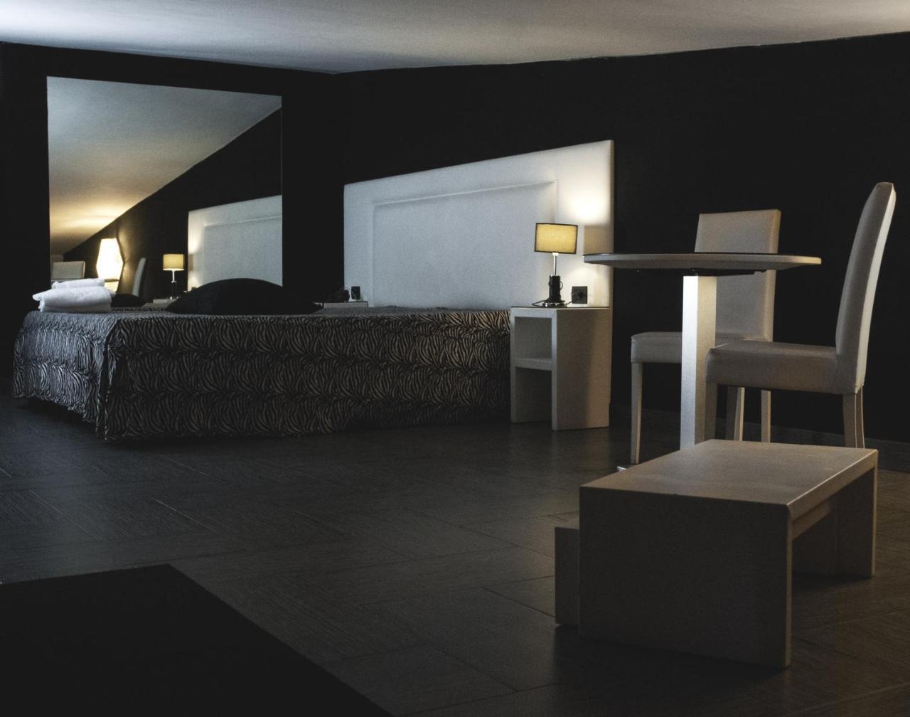 Hotel Masaniello Luxury Casoria Extérieur photo
