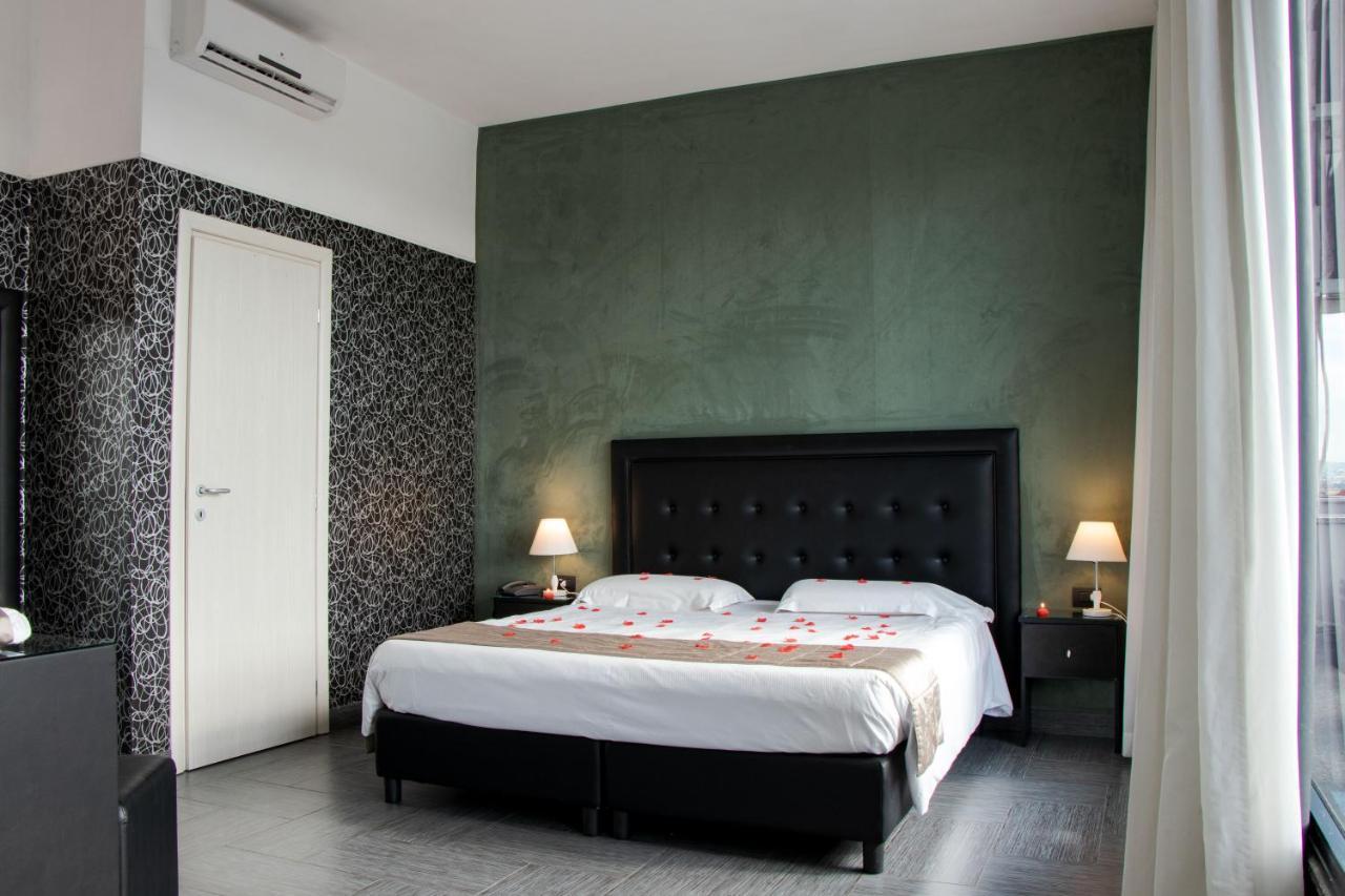 Hotel Masaniello Luxury Casoria Extérieur photo