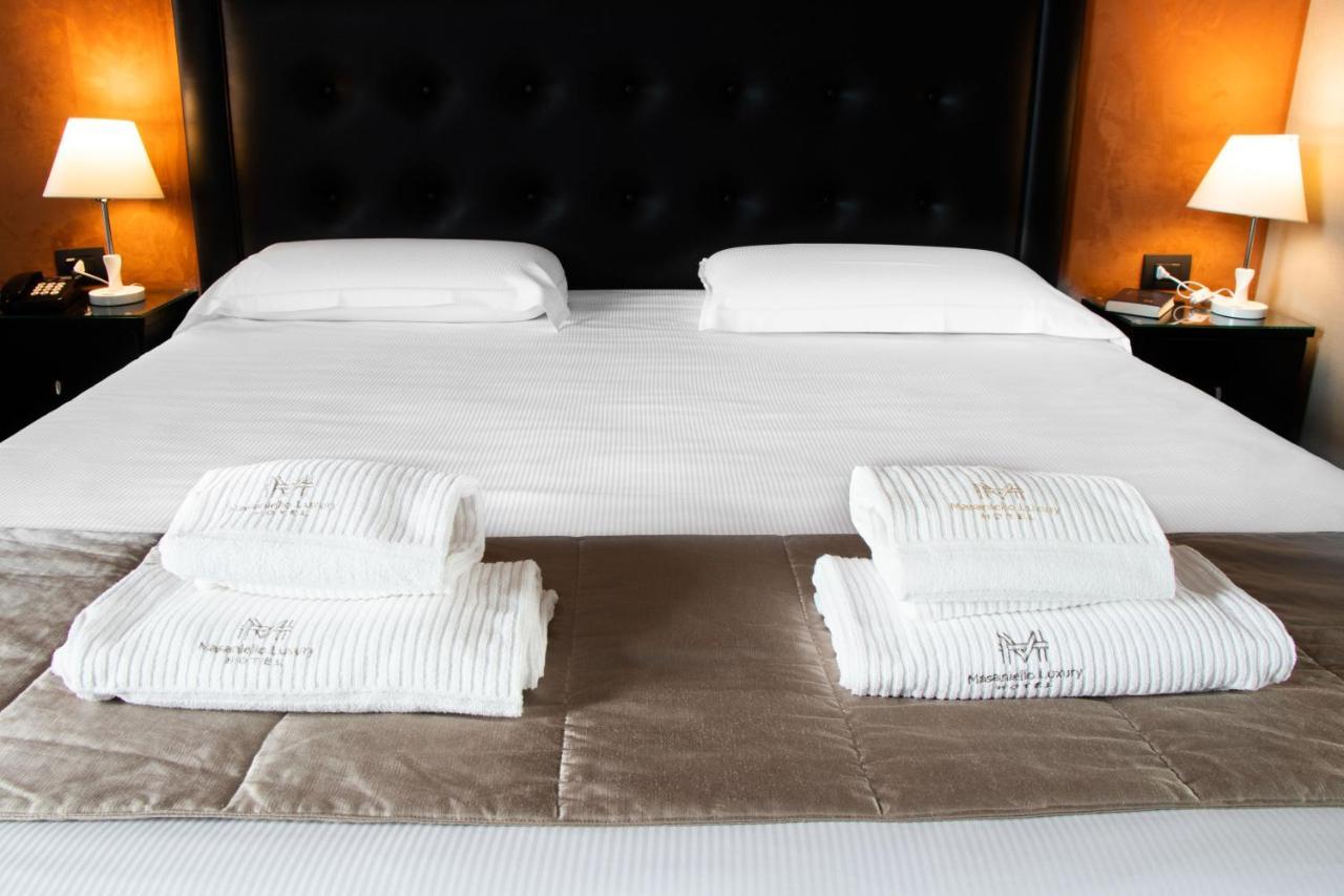 Hotel Masaniello Luxury Casoria Extérieur photo