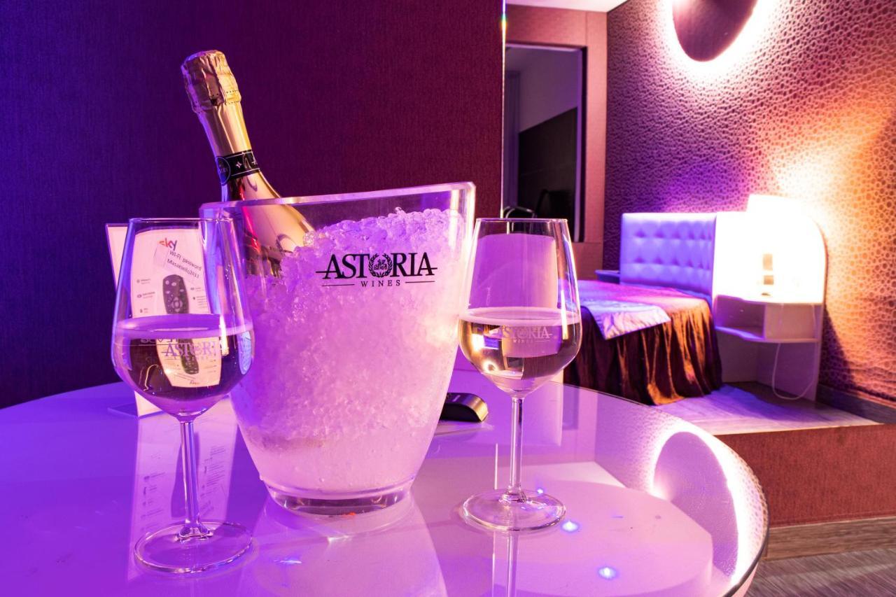 Hotel Masaniello Luxury Casoria Extérieur photo