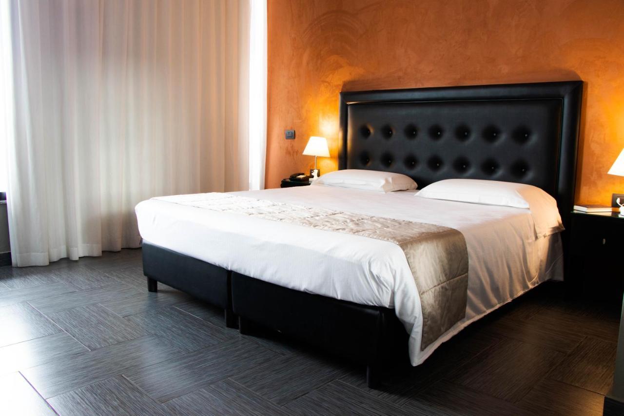 Hotel Masaniello Luxury Casoria Extérieur photo