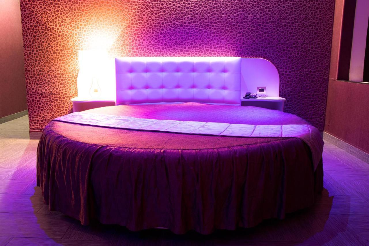 Hotel Masaniello Luxury Casoria Extérieur photo